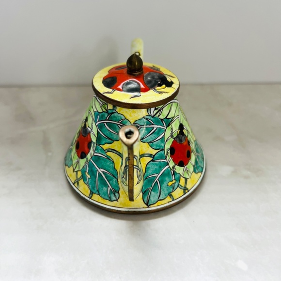 Authentic Kelvin Chen Ladybug Teapot Vintage | Taiwan Cloisonné Enamel | Garden - Picture 4 of 7